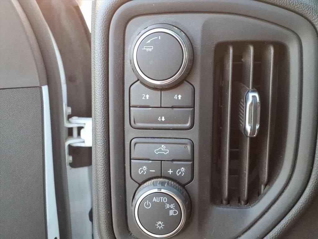 2025 Chevrolet Silverado 3500 HD WT DRW
