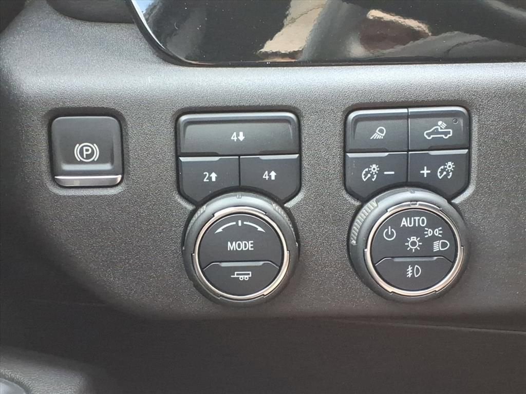 2025 Chevrolet Silverado 3500 HD LT DRW