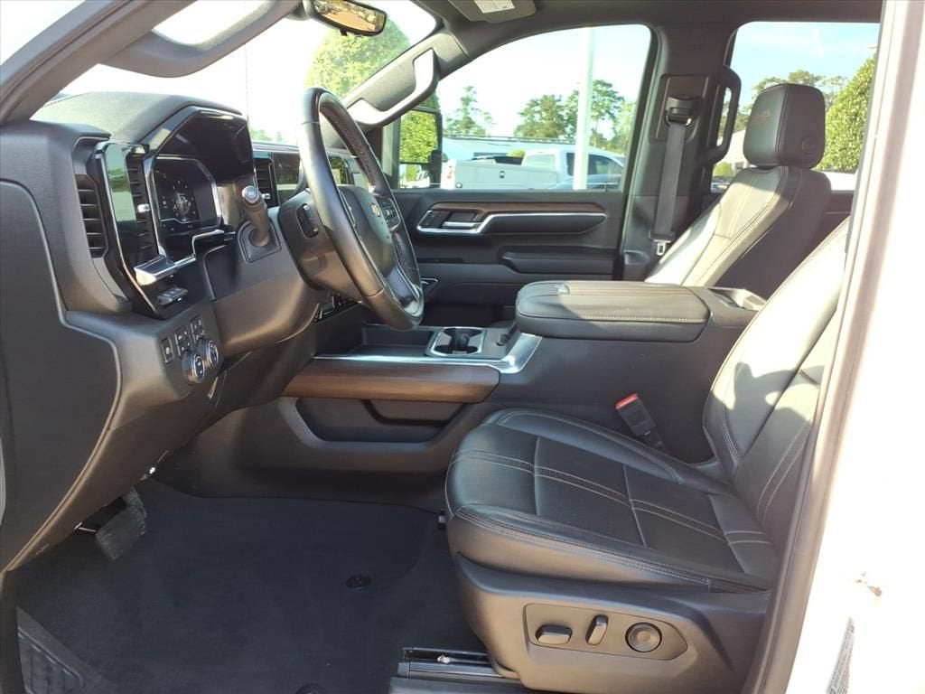2024 Chevrolet Silverado 3500 HD High Country DRW