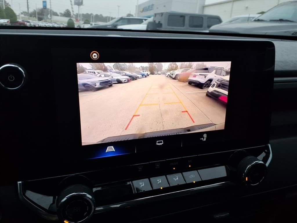 2024 Chevrolet Colorado WT