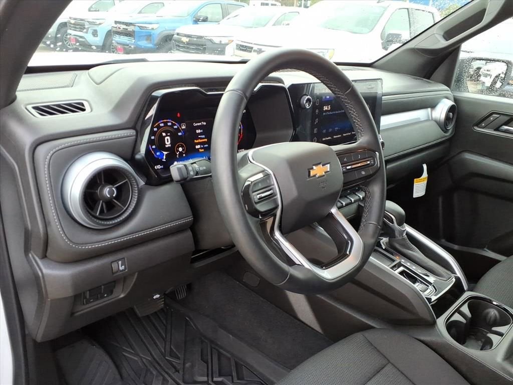 2025 Chevrolet Colorado WT/LT