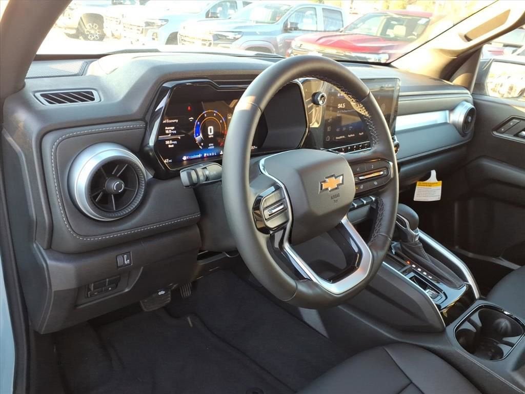 2025 Chevrolet Colorado WT/LT