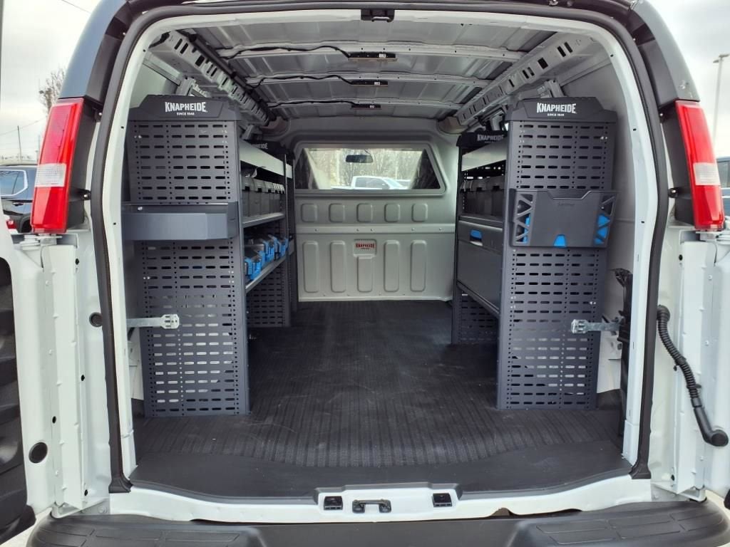 2025 Chevrolet Express Cargo 2500 WT