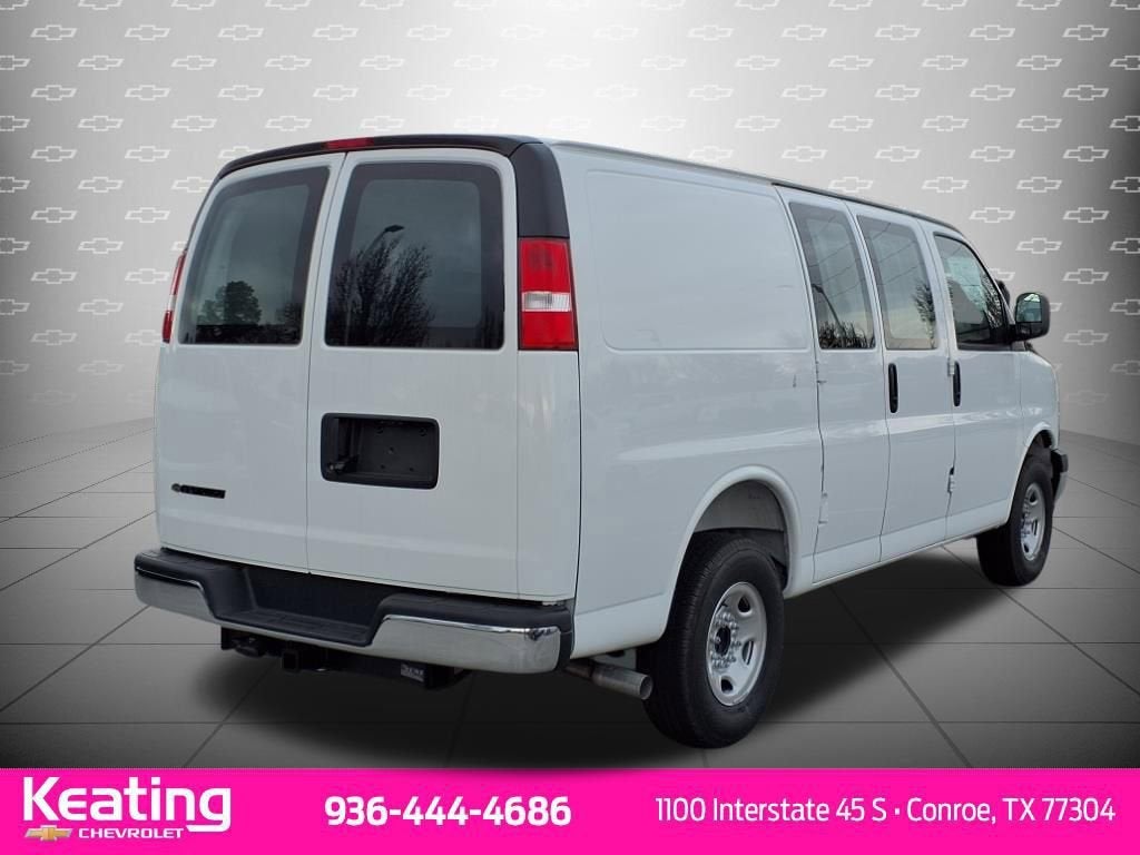 2025 Chevrolet Express Cargo 2500 WT