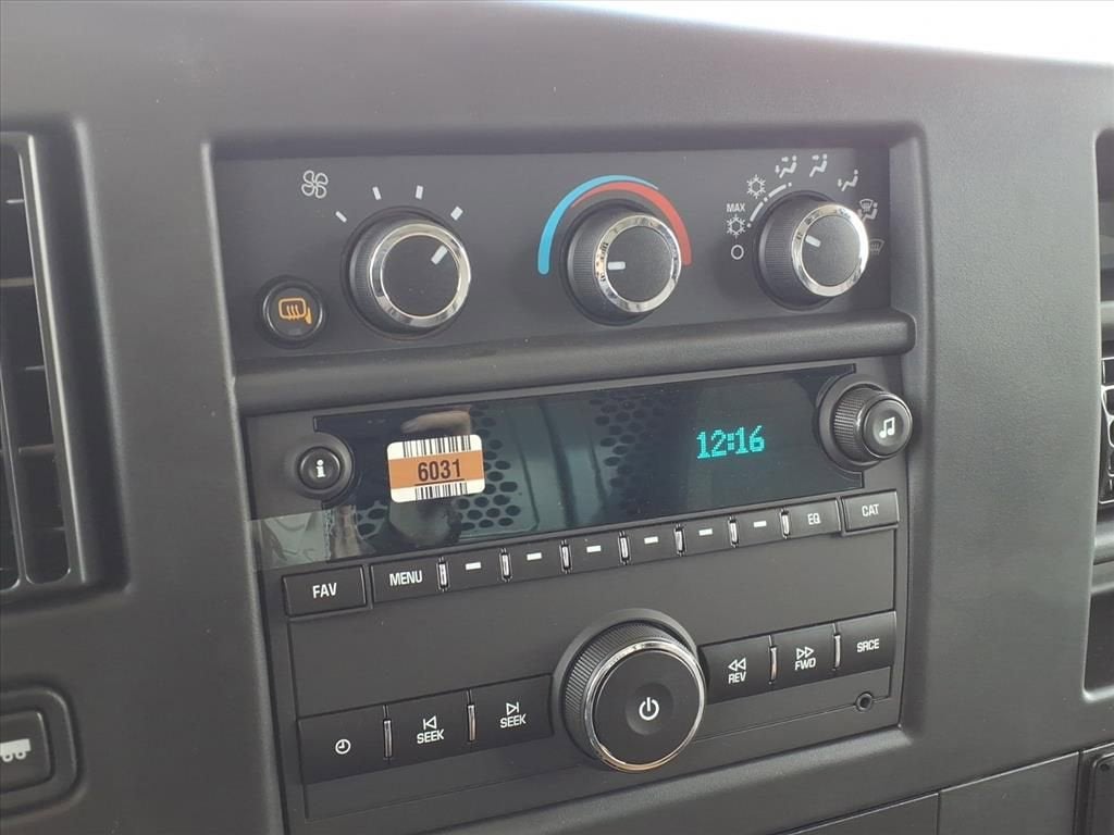 2024 Chevrolet Express Cargo 2500 WT