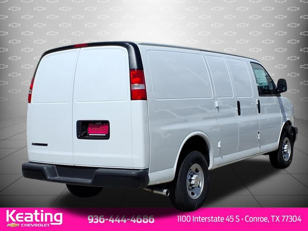2024 Chevrolet Express Cargo 2500 WT