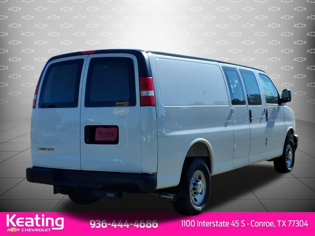 2024 Chevrolet Express Cargo 2500 WT