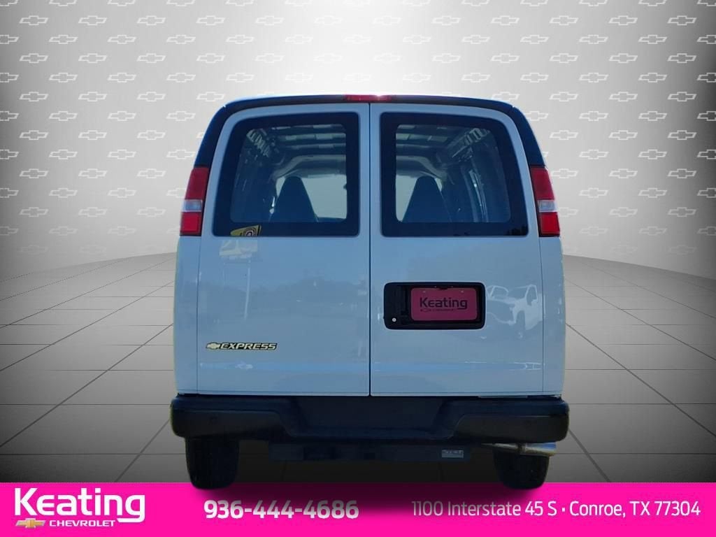2024 Chevrolet Express Cargo 2500 WT