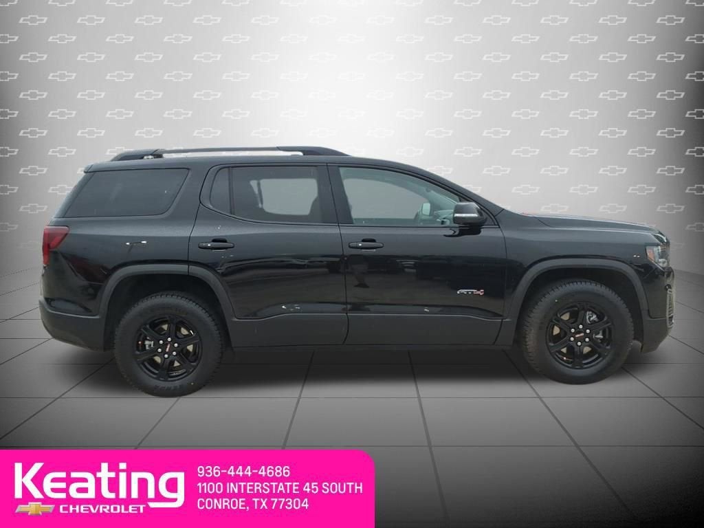 2023 GMC Acadia AT4