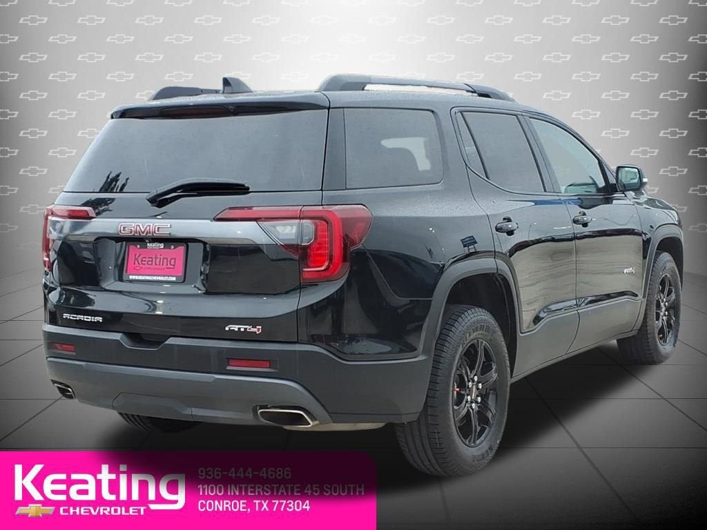2023 GMC Acadia AT4