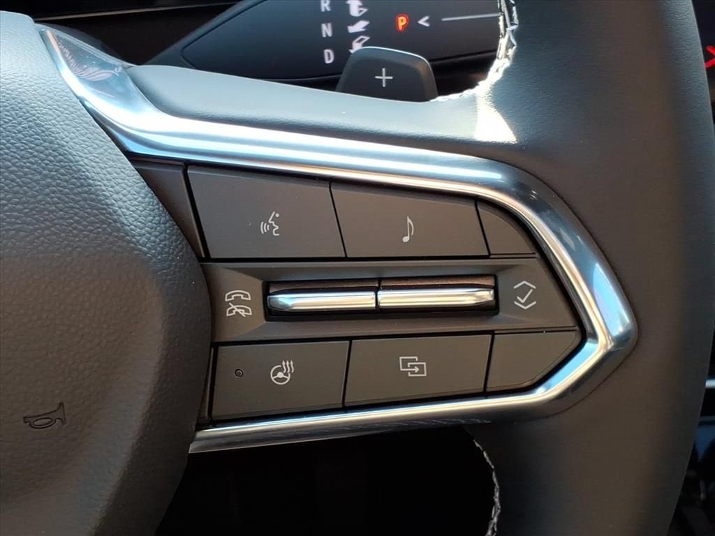 2027 Chevrolet Traverse LT - Photo 19