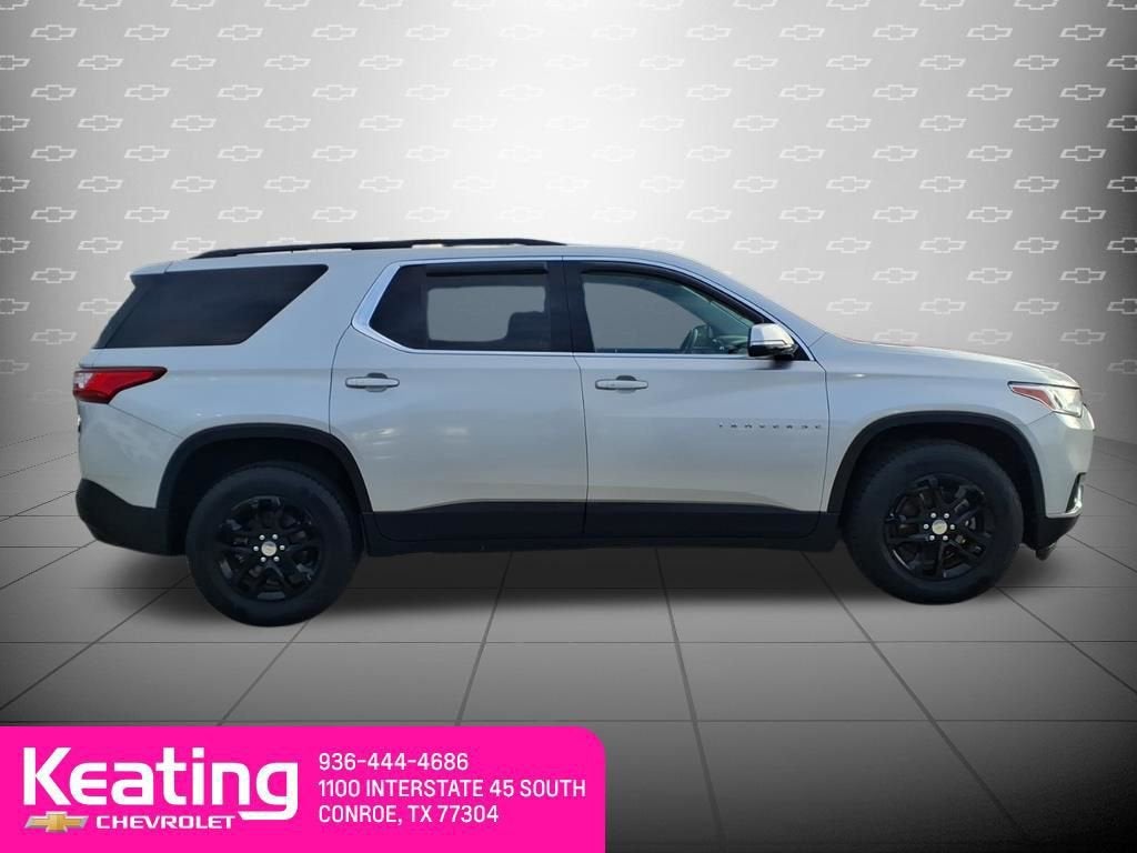 2020 Chevrolet Traverse LT Cloth