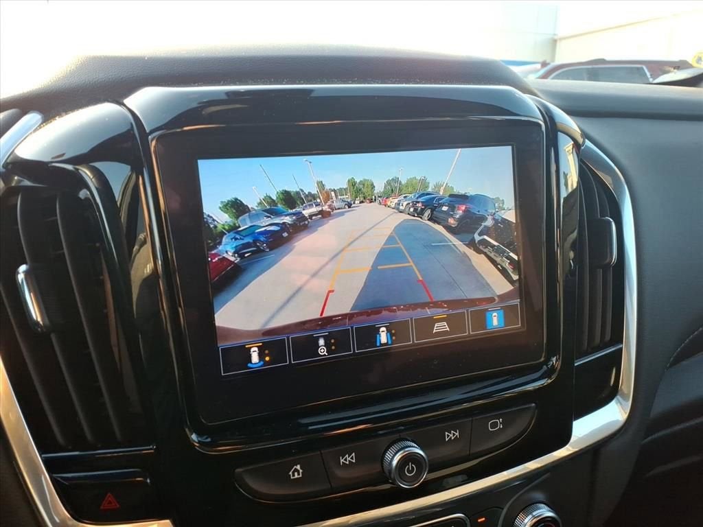 2022 Chevrolet Traverse LT Cloth