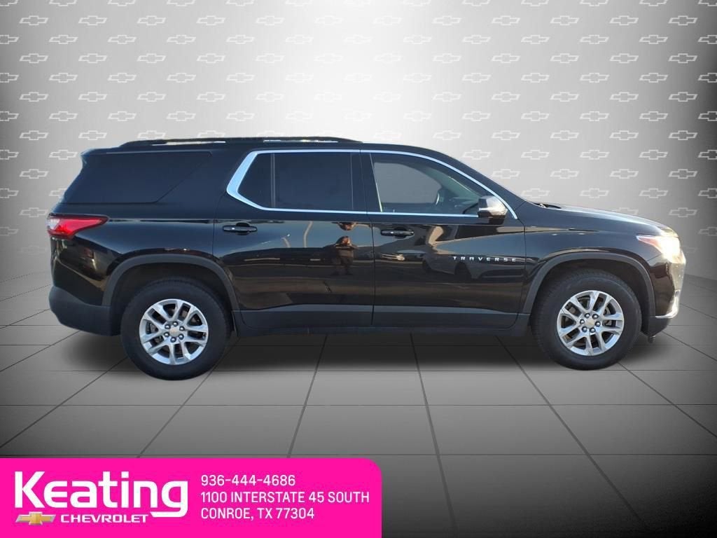 2020 Chevrolet Traverse LT Cloth