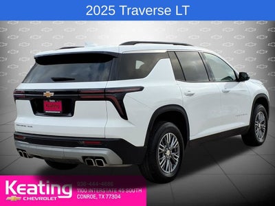 2025 Chevrolet Traverse LT