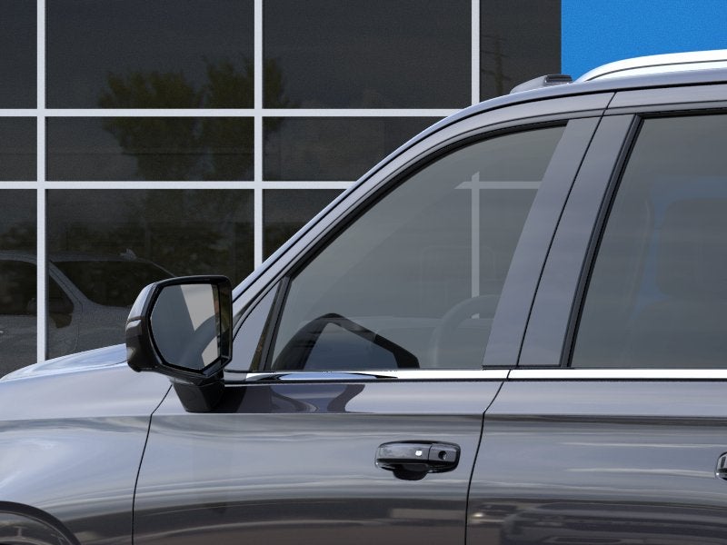 2027 Chevrolet Suburban LT