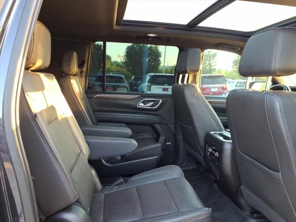 2022 Chevrolet Suburban High Country