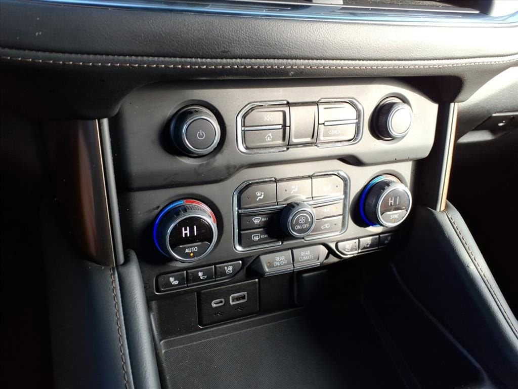 2022 Chevrolet Suburban High Country