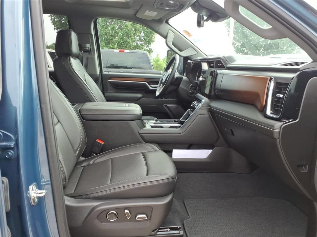 2025 GMC Sierra 3500 HD Denali