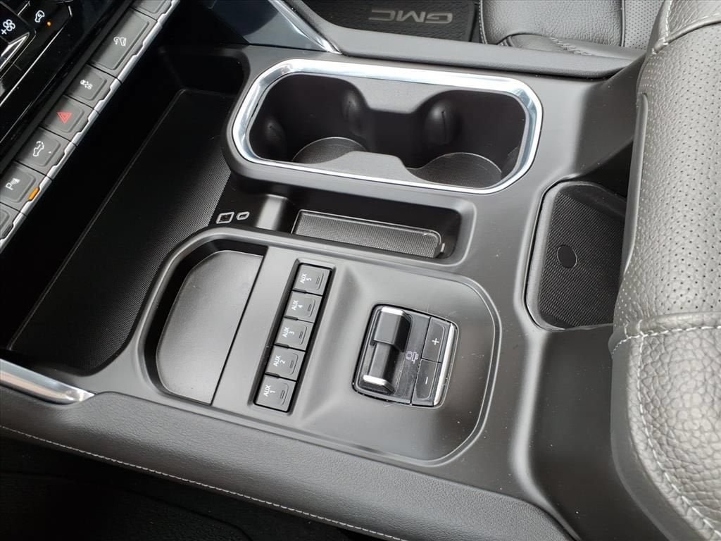 2025 GMC Sierra 3500 HD Denali