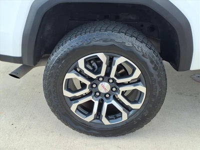 2024 GMC Canyon AT4