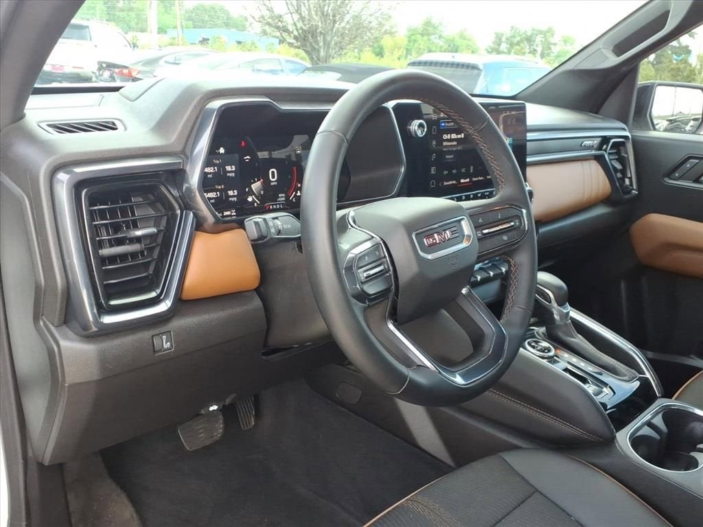 2024 GMC Canyon AT4