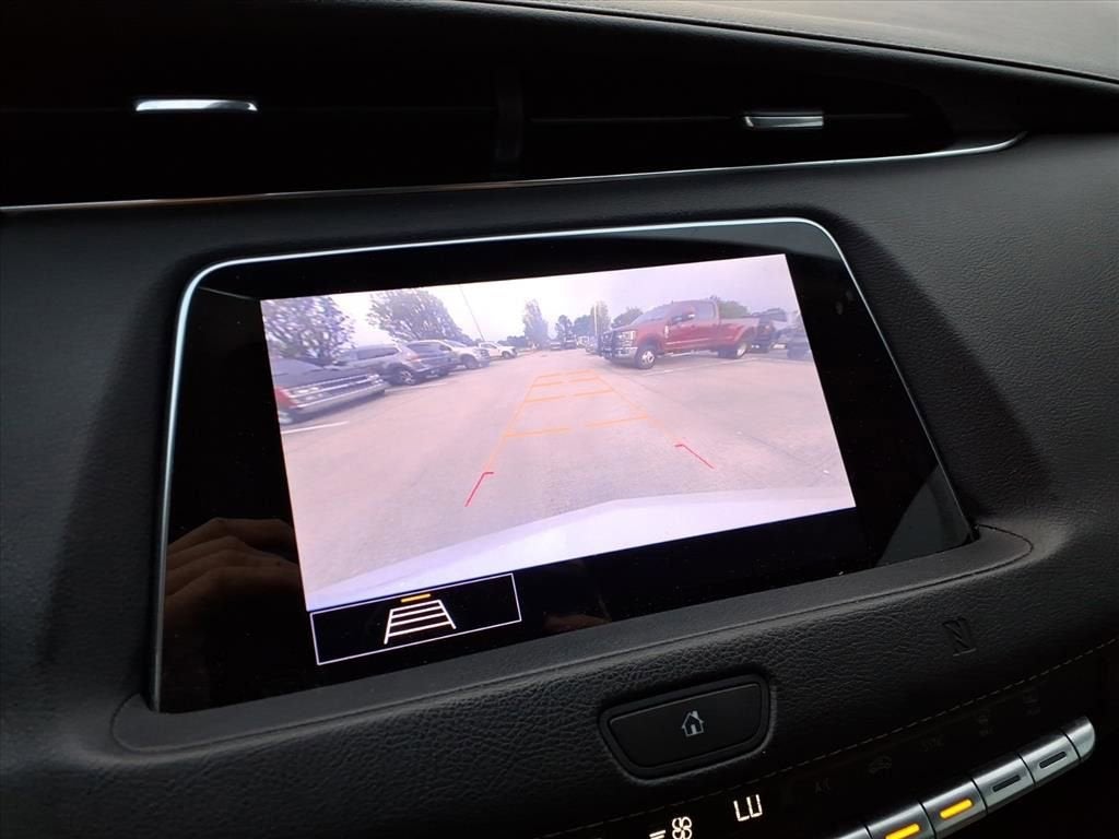 2020 Cadillac XT4 FWD Premium Luxury