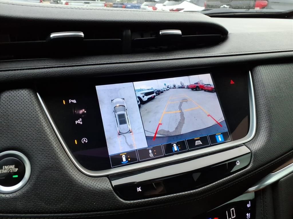 2022 Cadillac XT5 Premium Luxury