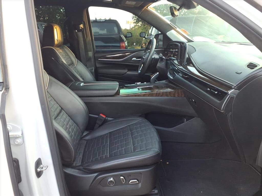 2024 Cadillac Escalade Sport Platinum