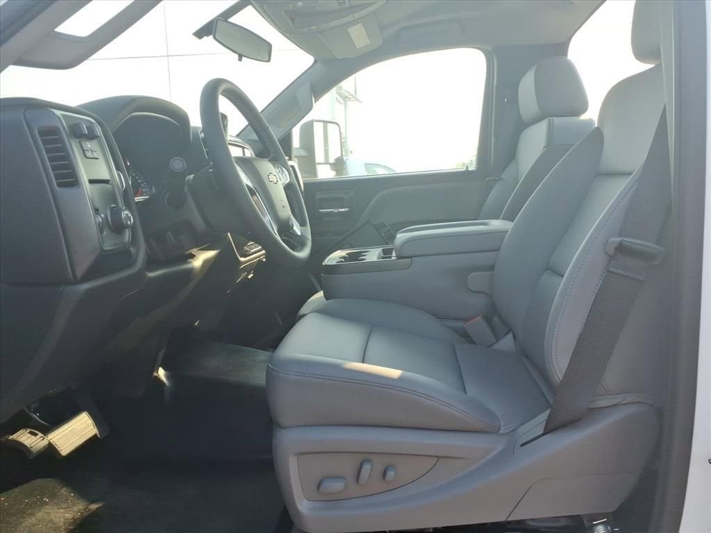 2024 Chevrolet Silverado 5500 HD Work Truck