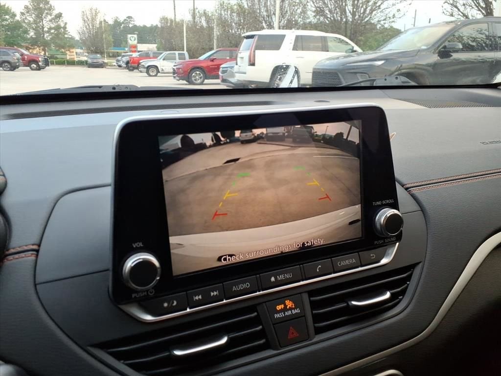 2019 Nissan Altima 2.0 SR