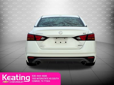 2019 Nissan Altima 2.0 SR