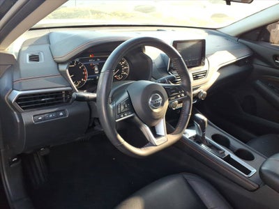 2022 Nissan Altima SR FWD