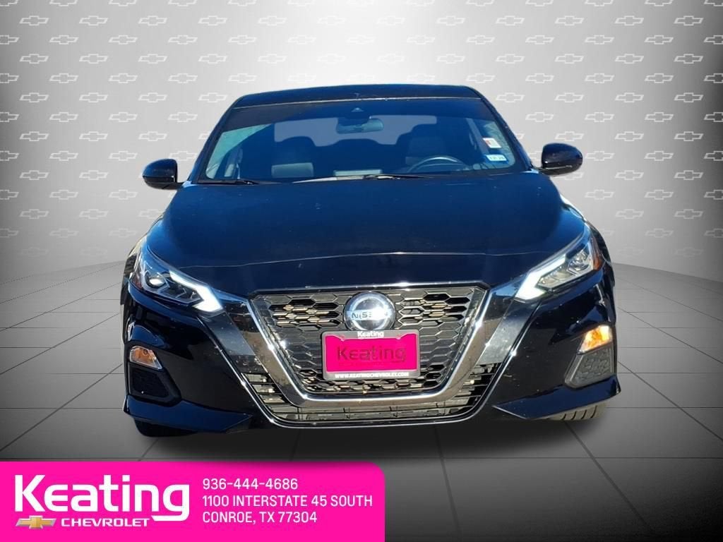 2022 Nissan Altima SR FWD