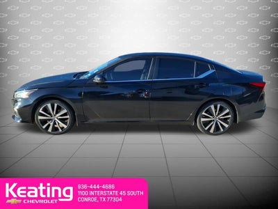 2022 Nissan Altima SR FWD