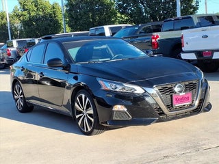 2022 Nissan Altima SR FWD