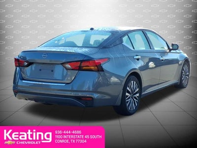 2023 Nissan Altima SV FWD