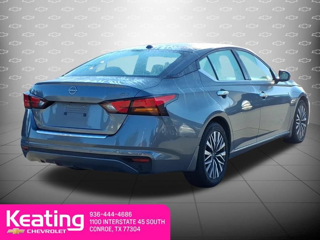 2023 Nissan Altima SV FWD