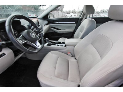 2022 Nissan Altima SV FWD