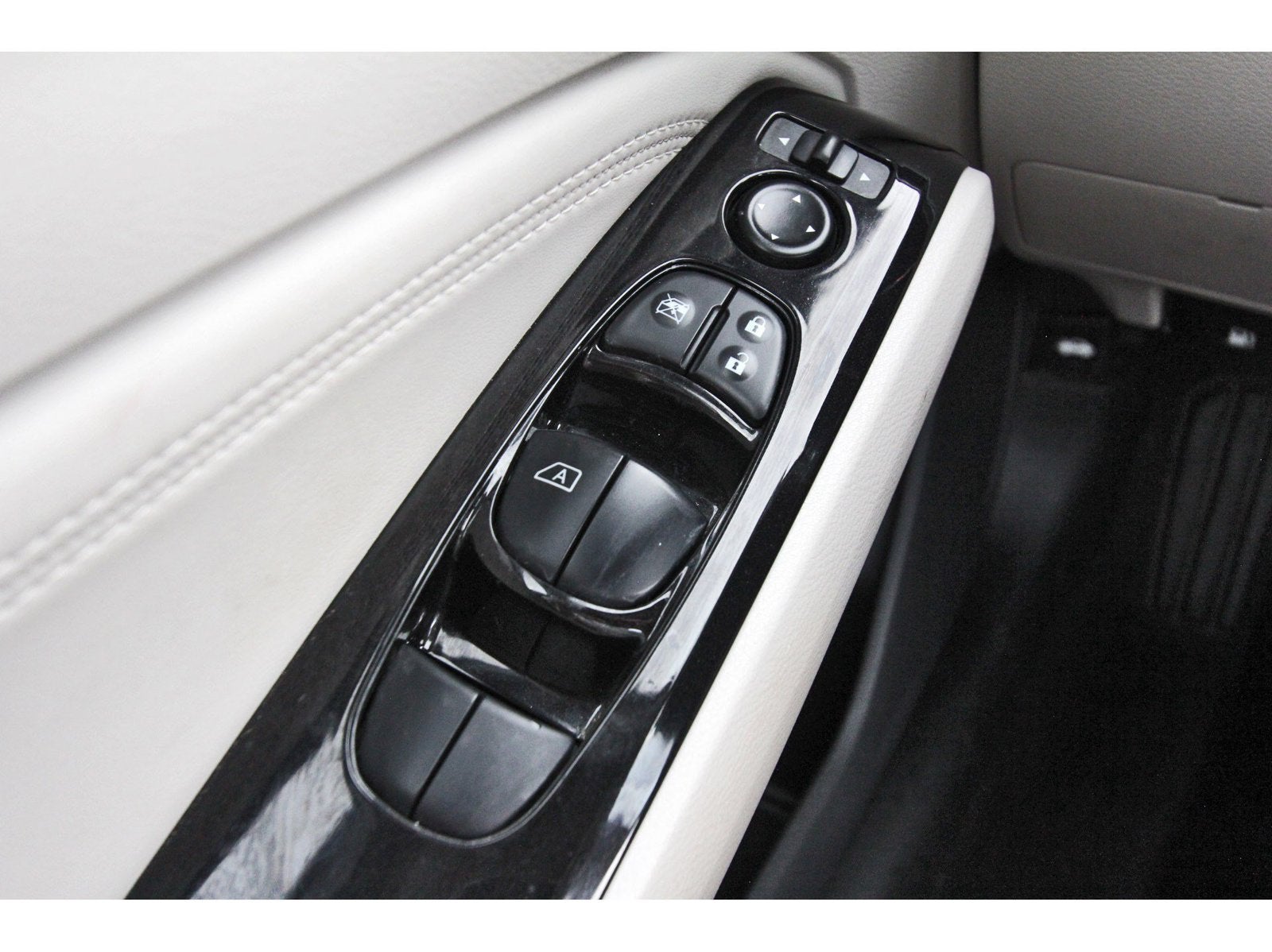 2022 Nissan Altima SV FWD