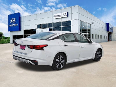2022 Nissan Altima SV FWD