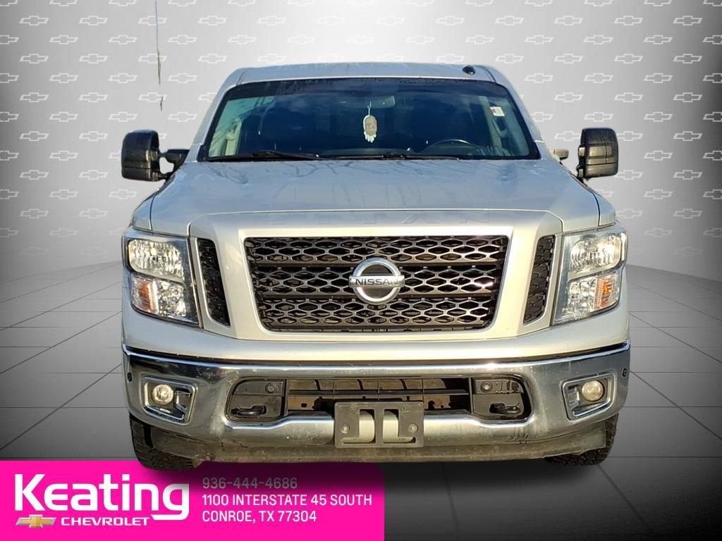 2019 Nissan TITAN SV