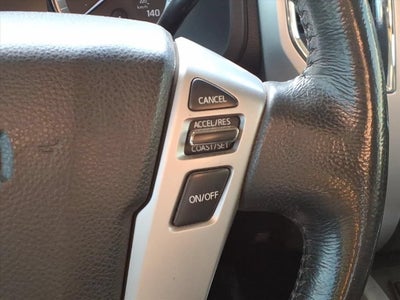 2019 Nissan TITAN SV