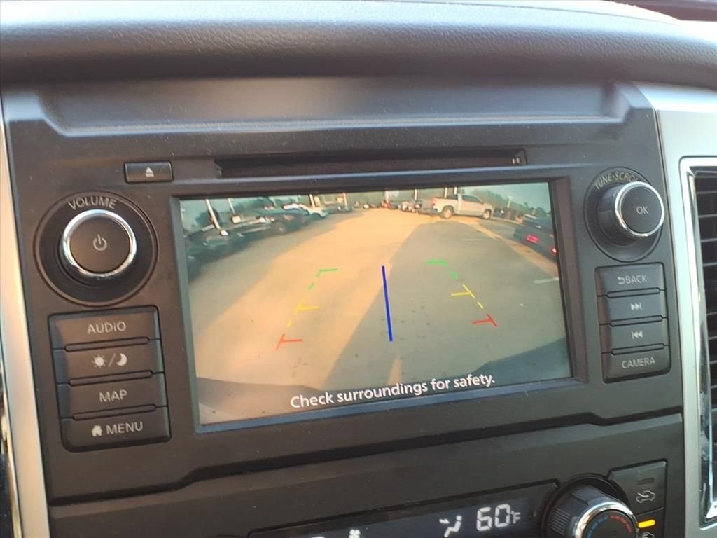2019 Nissan TITAN SV