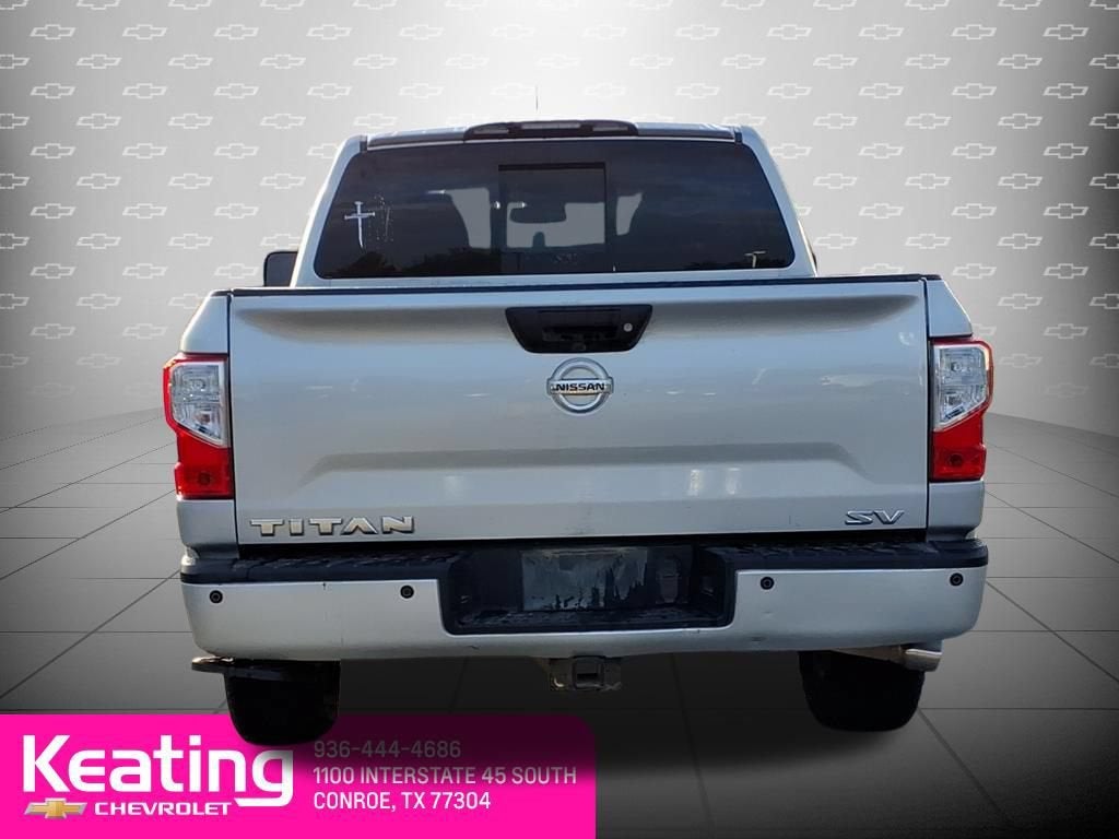 2019 Nissan TITAN SV