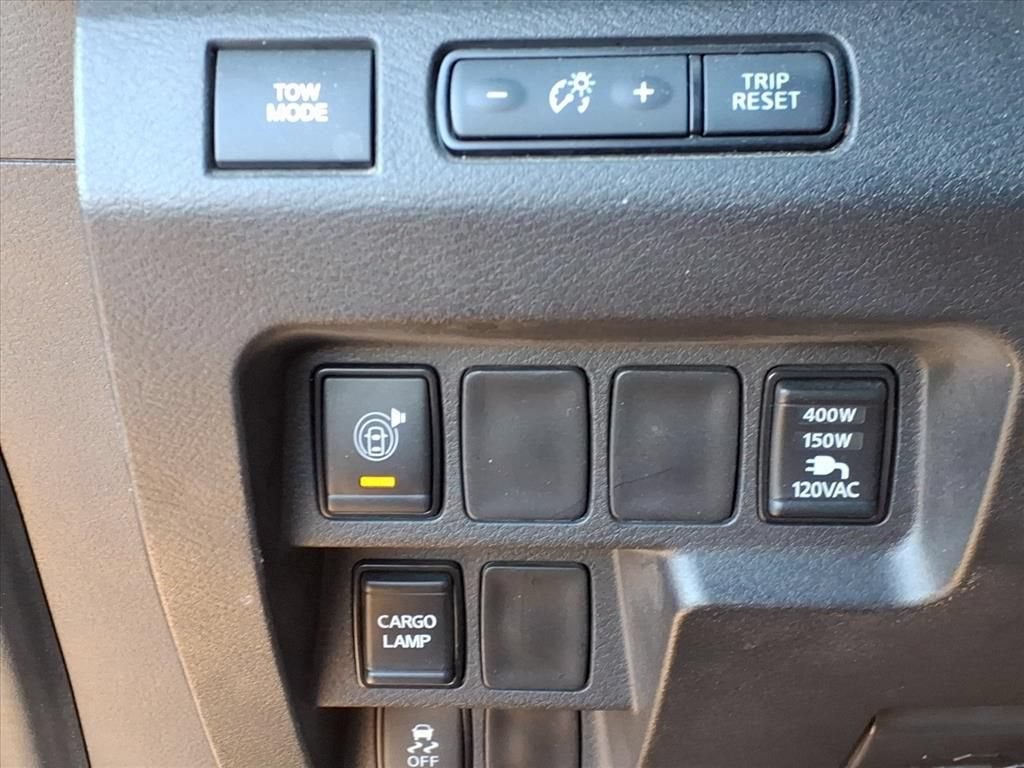 2024 Nissan Frontier Crew Cab PRO-X 4x2