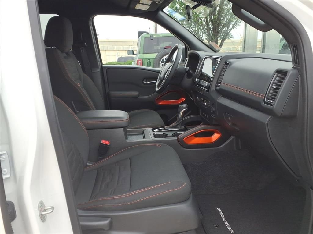 2023 Nissan Frontier PRO-X