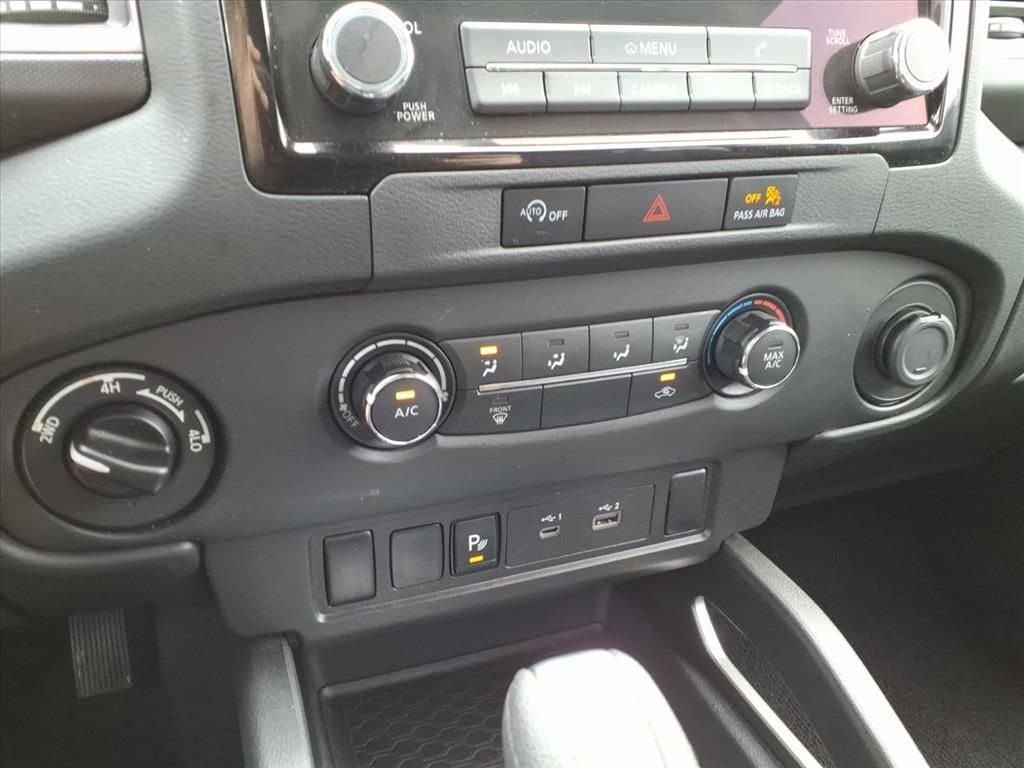 2024 Nissan Frontier SV