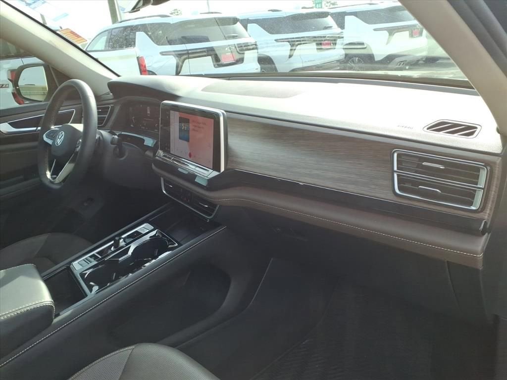 2024 Volkswagen Atlas 2.0T SEL