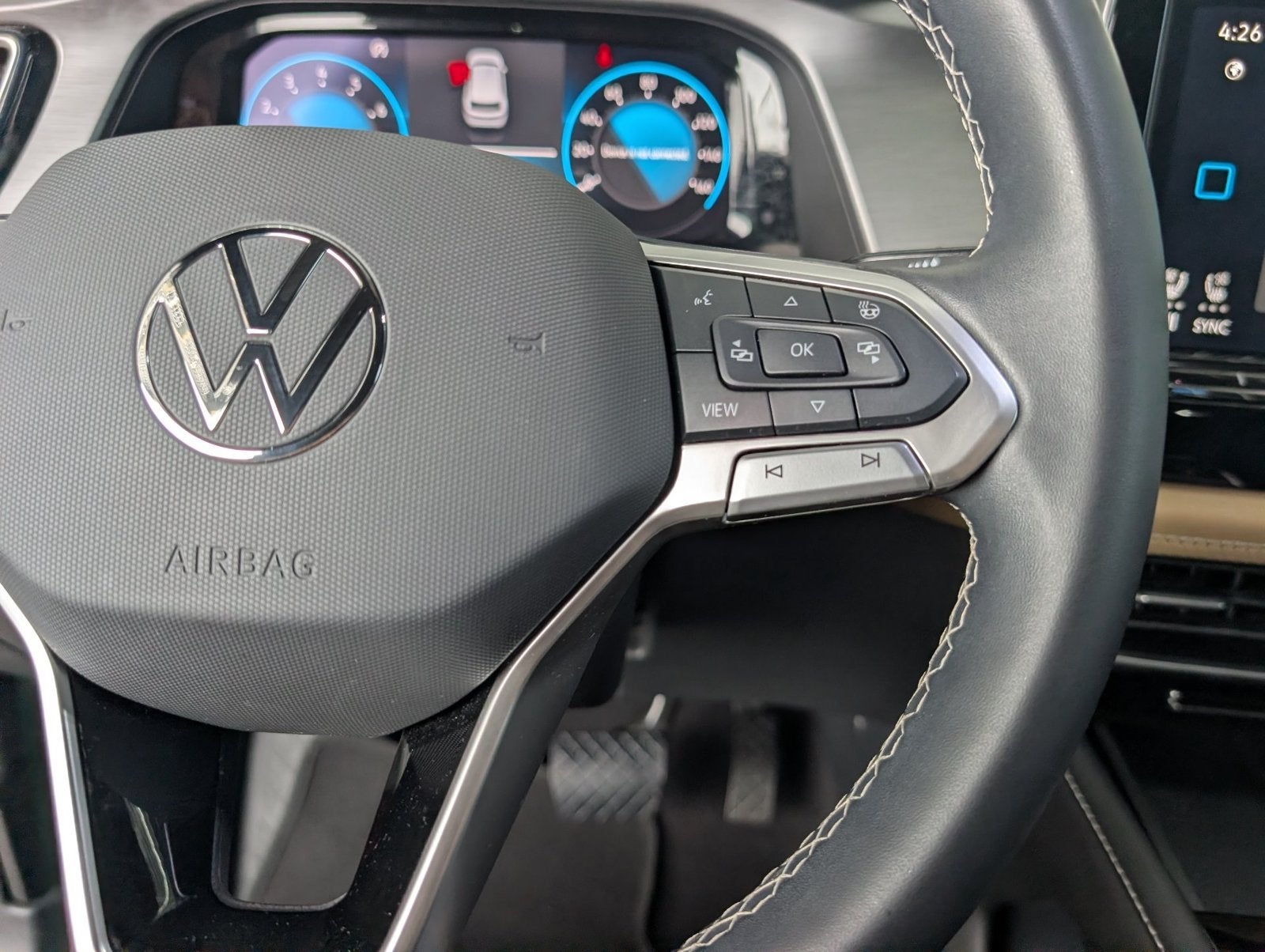 2024 Volkswagen Atlas Cross Sport 2.0T SE w/Technology